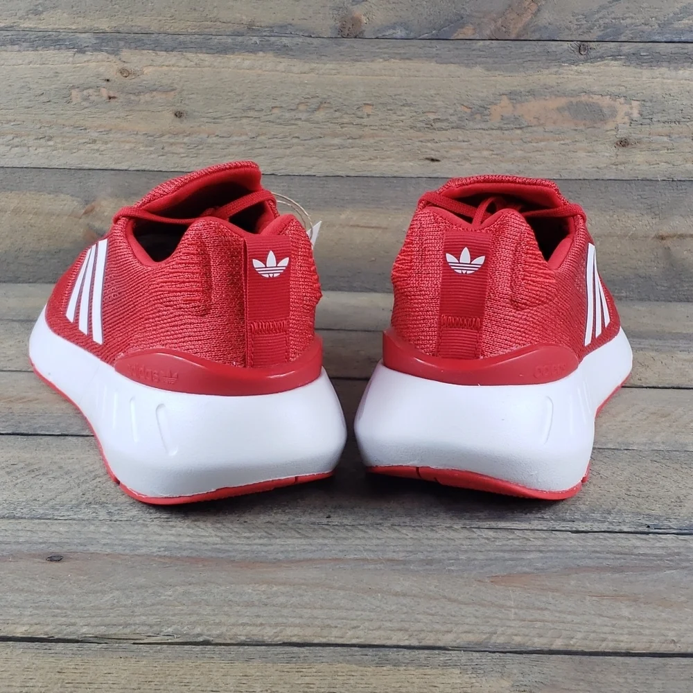 adidas Swift Run 22 Men's Running Casual Shoes Vivid Red